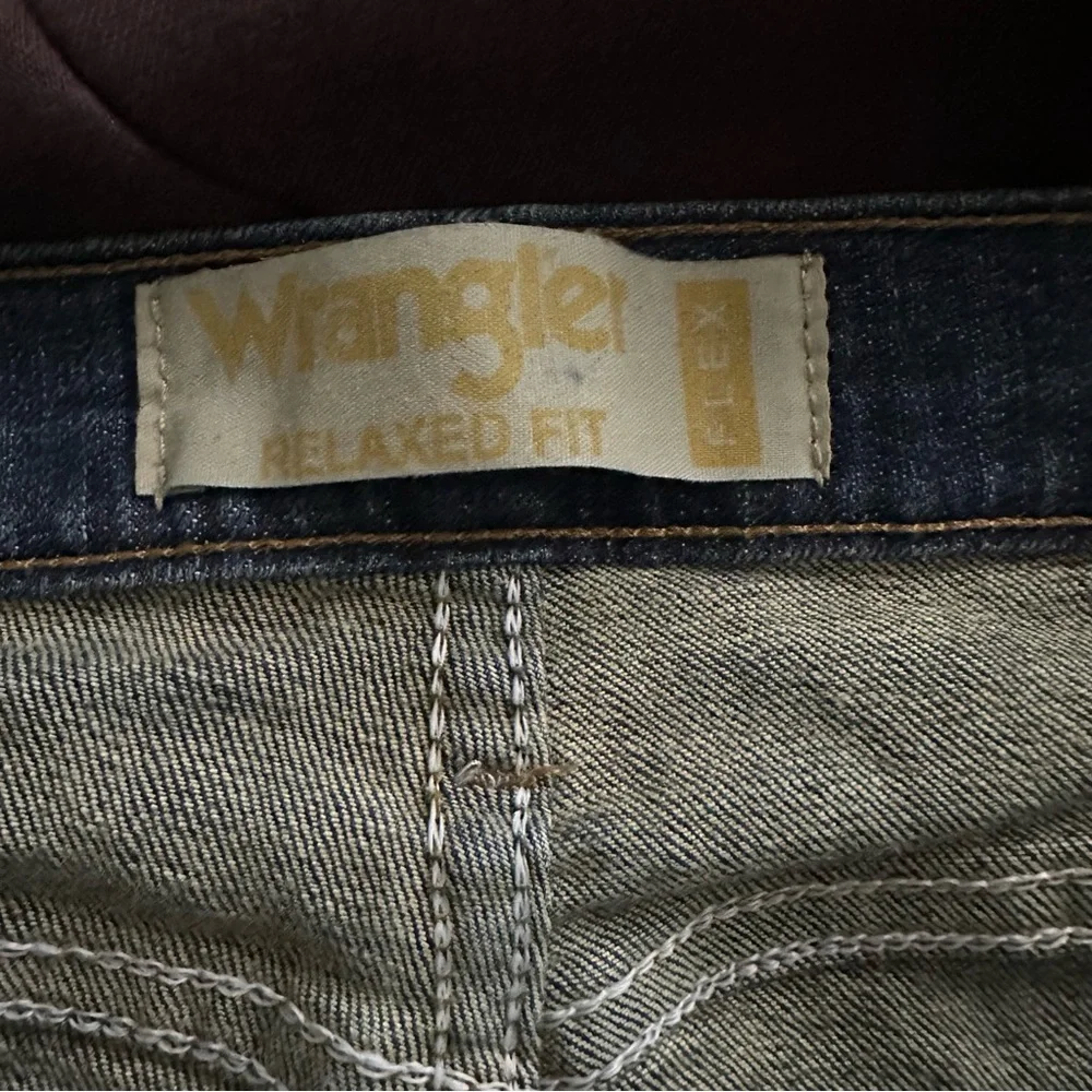 Men’s Bundle of 4 skinny Pants and 1 Hoodie - Picture 2 of 15